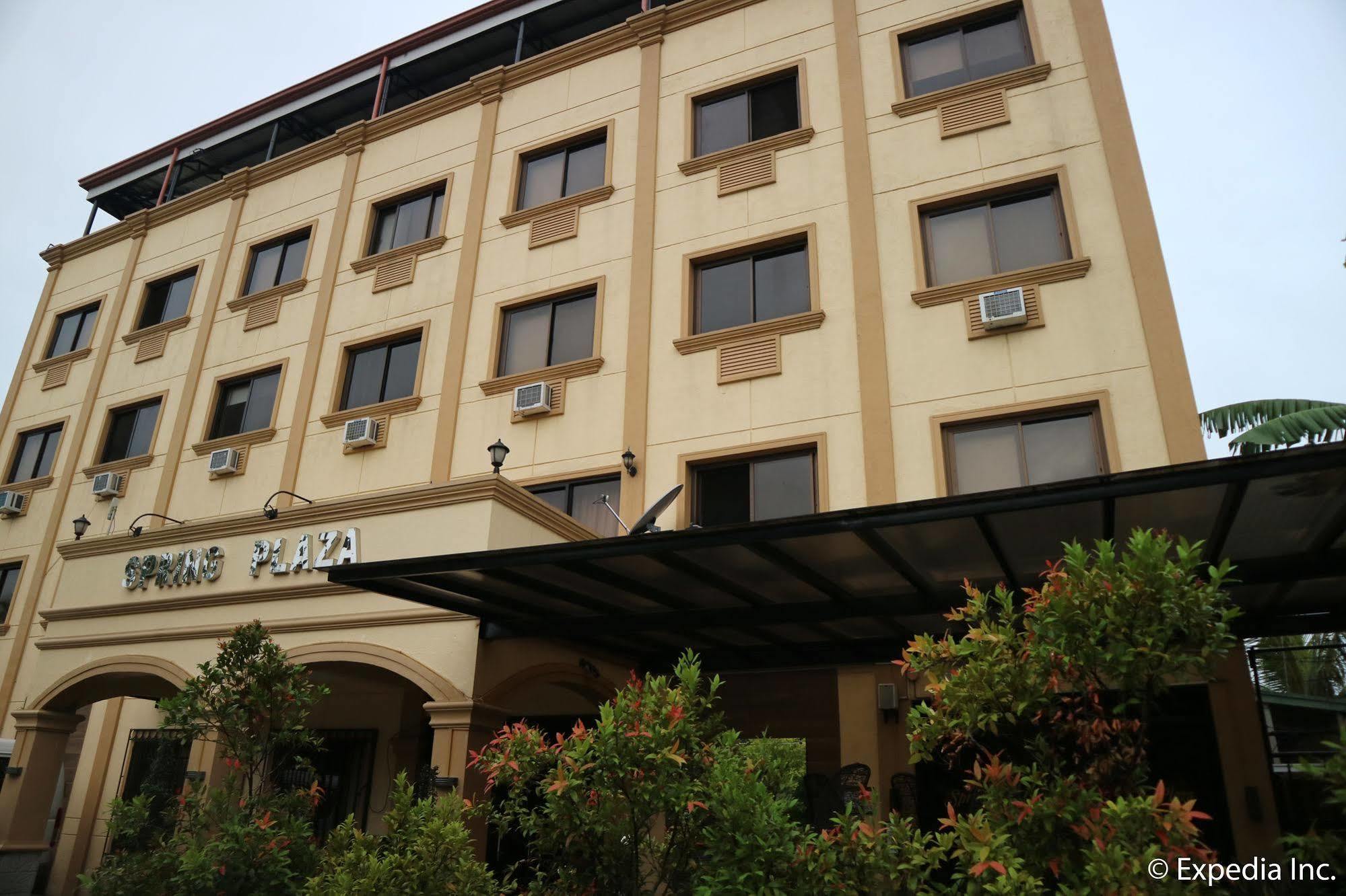 Spring Plaza Hotel Дасмариняс Екстериор снимка